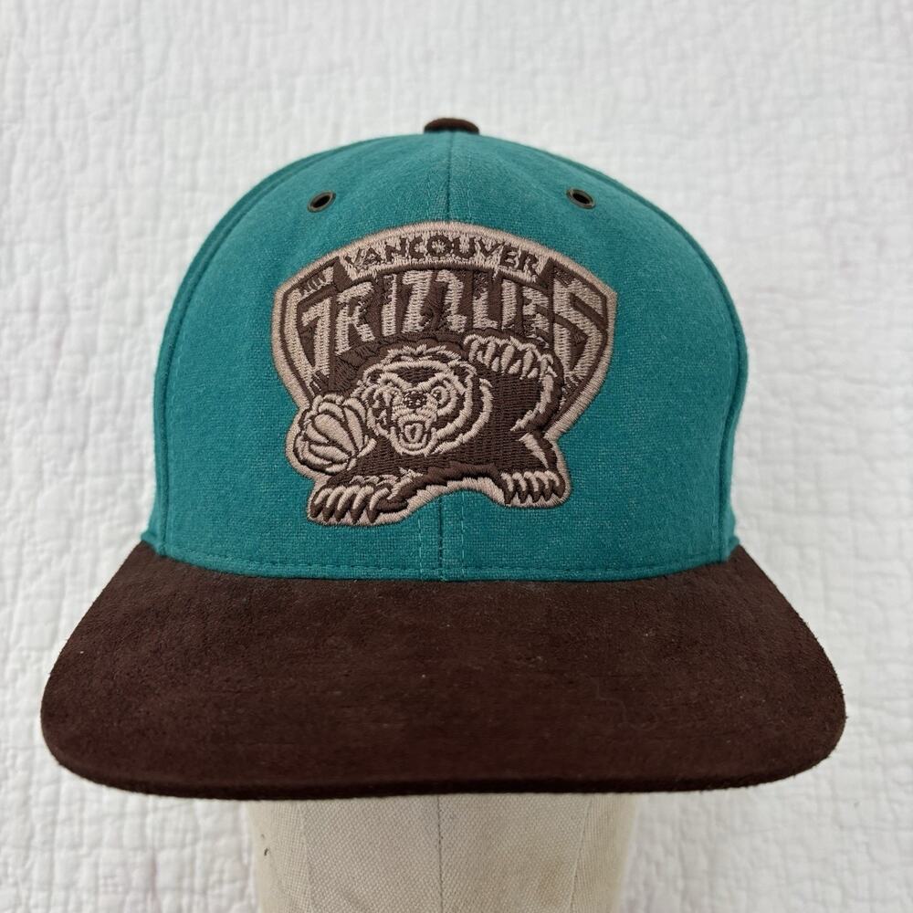Mitchell & Ness NBA Vancouver Grizzlies Basketball Adjustable Hat Cap Teal Brown